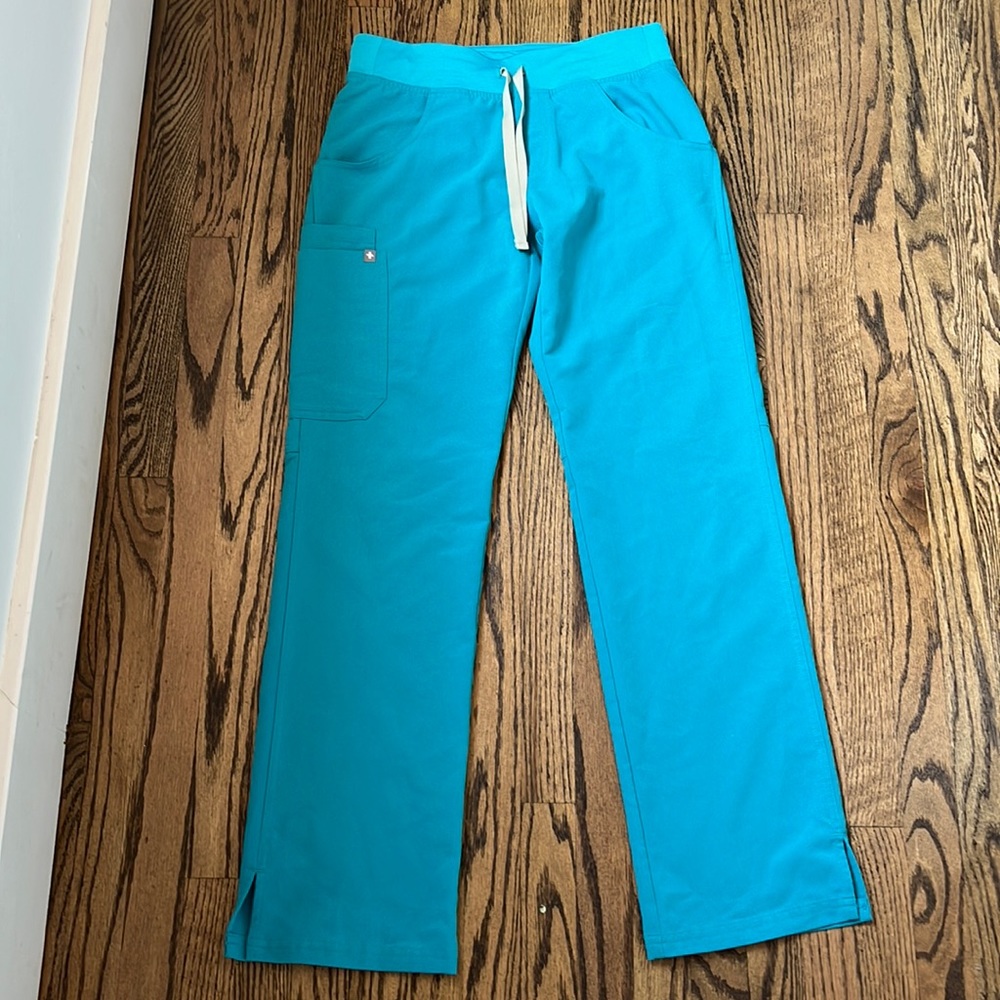 Figs XS scrub pant in teal
